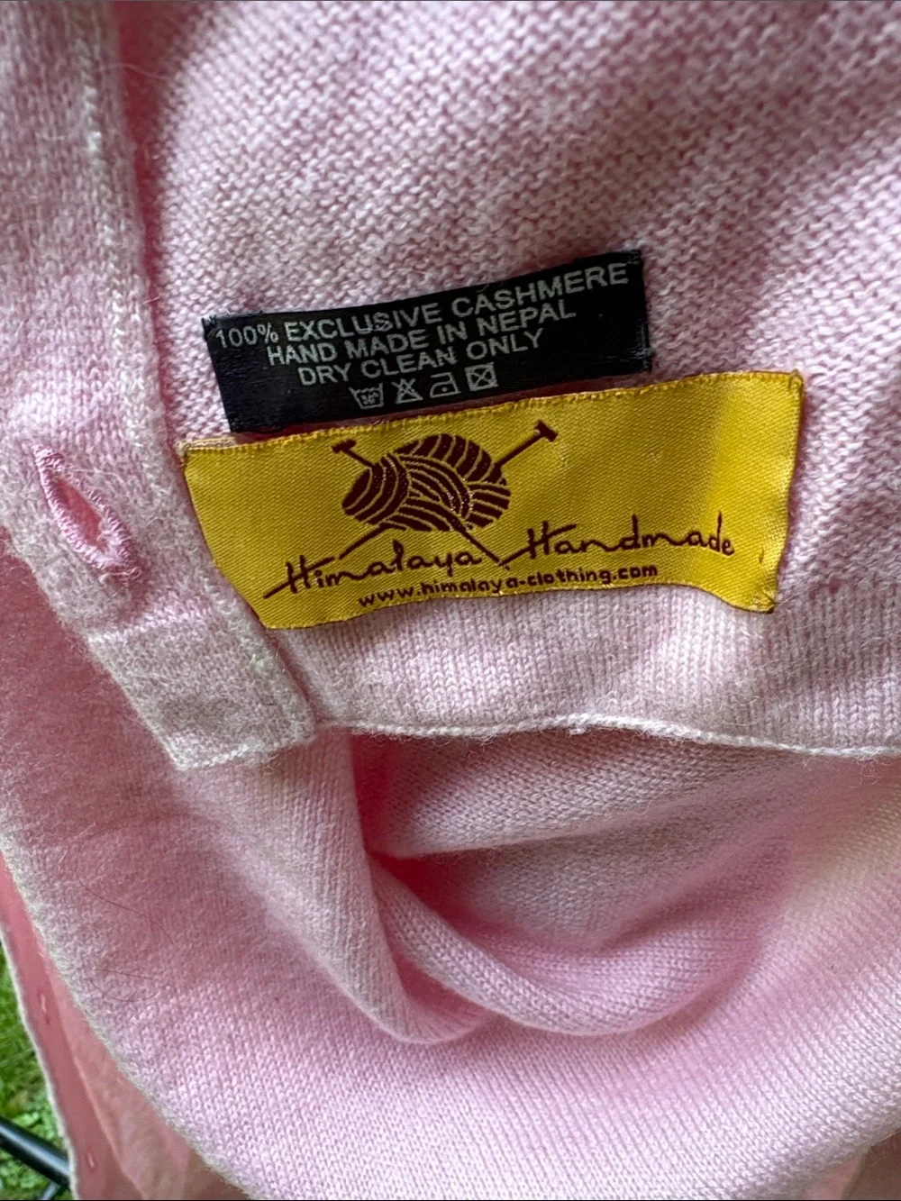 Himalayan Handmade Soft Pink Button-Trim 100% Cashmere Knit, Panch Wrap